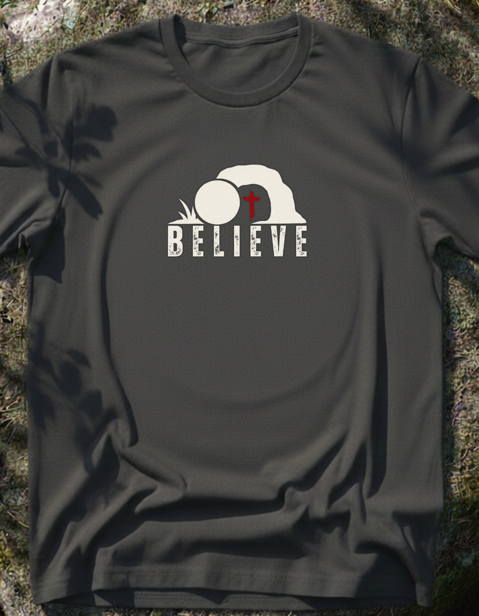 He's Alive Believe - T-Shirt