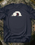 He's Alive Cross - T-Shirt
