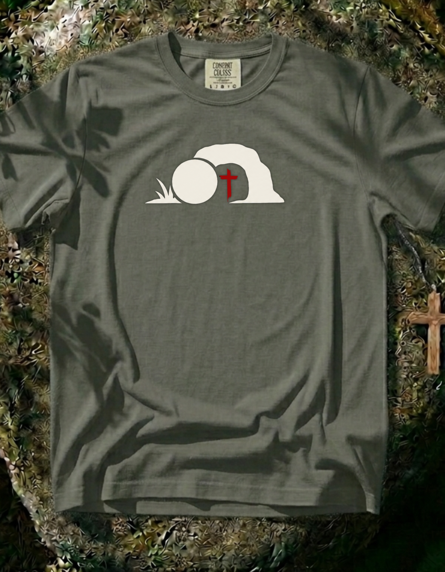 He's Alive Cross - T-Shirt